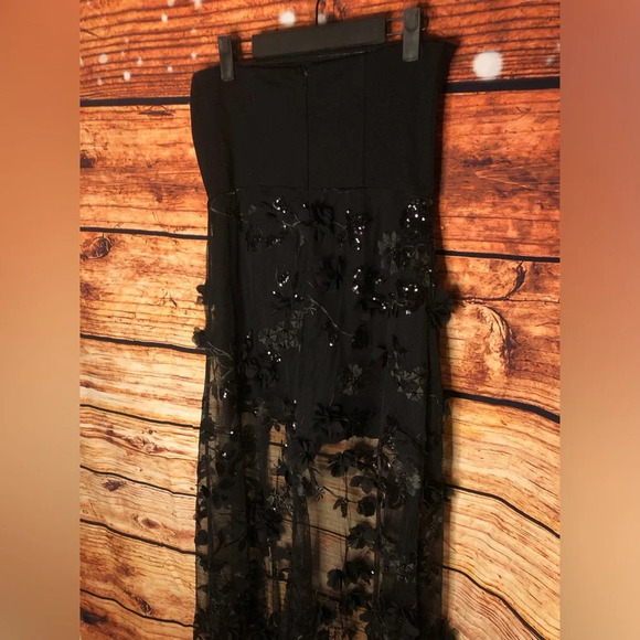 Sequin Applique Overlay Romper - Picture 12 of 16